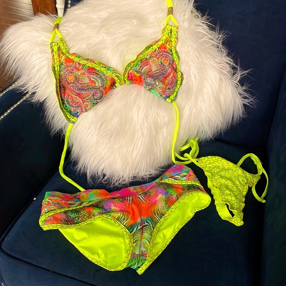 Brazilian Booty Shorts Neon Yellow Paisley Beaded Triangle 3 Bikini Set Festival
